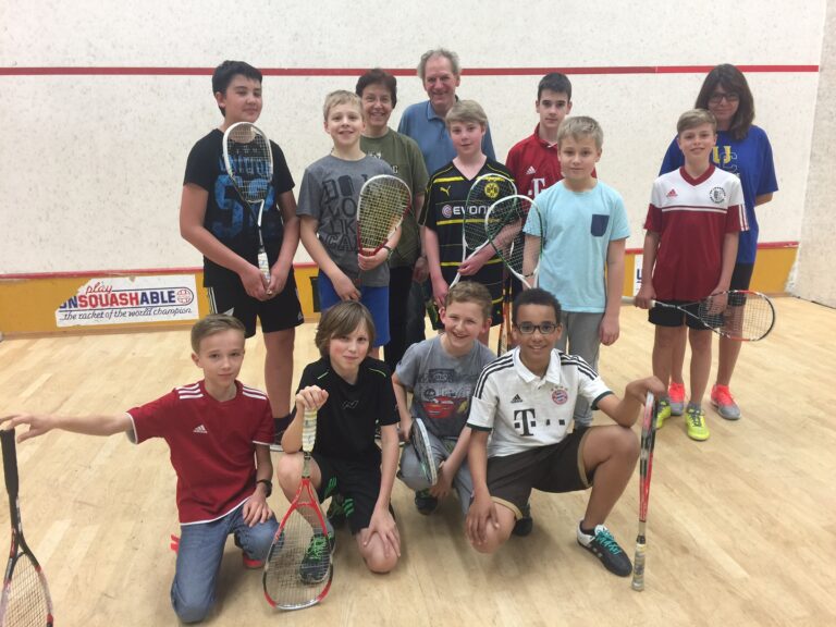 Abteilung Squash begrüßt HCA-Schüler